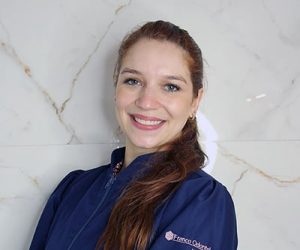 Dra. Rafaela Ayello Gomes